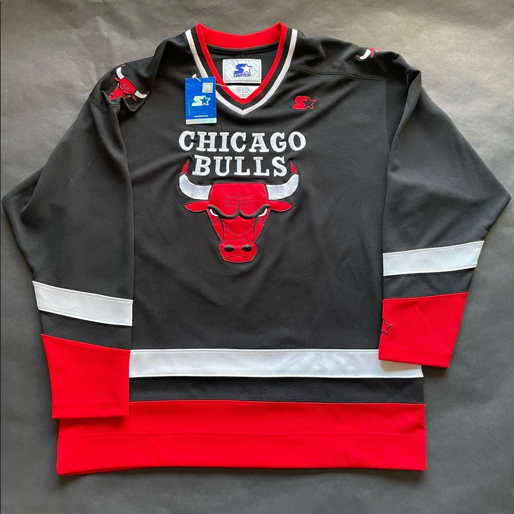 Official STARTER Chicago Bulls Hockey Jersey